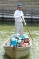 なつかしの東京湾風物詩「ベカ舟」の乗車体験を実施--シェラトン・グランデ