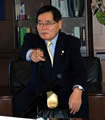 亀井静香金融大臣が"第2"記者会見、2010年度予算案「中身よくなってきた」