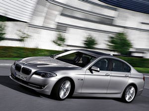BMW、ニュー5シリーズセダンを発売 - エコカー減税モデルも予定