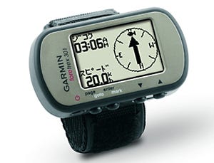 ガーミン、ミニマムサイズのアウトドア用GPS「フォアトレックス301」発売