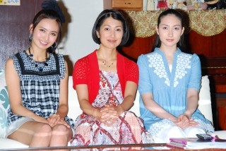 鶴田真由、香椎由宇、加藤夏希が三姉妹に! - ドラマ『土曜日はリビングで』