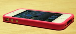 Apple緊急記者会見、iPhone 4アンテナ問題「影響は小規模だが…」