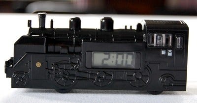 本物のSLの汽笛で目覚めよう - 大井川鐵道「SL時計(C11-190号機)」発売
