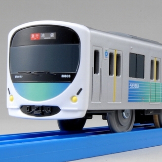 形も色も見事に再現 - プラレール「西武鉄道30000系スマイルトレイン」発売