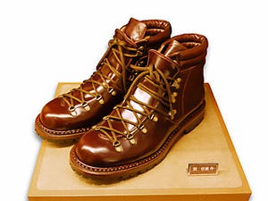 名靴職人の関信義氏が製作 - 完全受注生産によるマウンテンブーツ「富士」