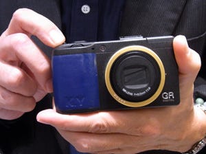 【写真で見る】祝! 「GR DIGITAL5周年」 - 初代～5周年記念スペシャルカラーモデルまで