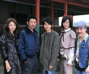 妻夫木聡「手応えある!」映画『スマグラー』で主演 - 監督は石井克人