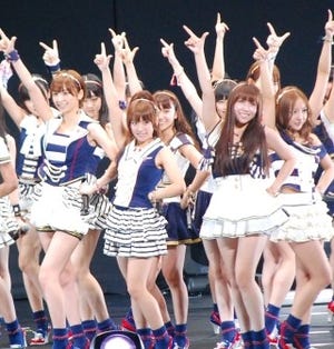 AKB48が赤十字のライブイベントに登場 柏木由紀「献血のこと知ってほしい」