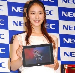 武井咲「身近で存在感のある女優さんになりたい」 - NEC新CM発表会