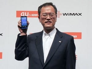 KDDI新モデル発表会、田中社長がauスマホ/ケータイのコンセプトを発表