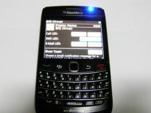 BlackBerry向けアプリ「BeBuzz Free」でLEDの発色をコントロール!!