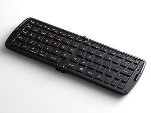 サンワダイレクト、スマートフォン向けの折りたたみ式Bluetoothキーボード