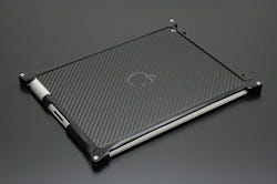 ギルドデザイン ジュラルミン素材を使用したipad 2用バンパーケース マイナビニュース