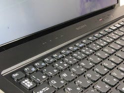 ソニー Vaio F で ゲーム三昧 は可能なのか 高性能フルhd機をマルチに使う 1 大画面ノートの最高峰 マイナビニュース