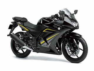 カワサキ、「Ninja 250R」の2012年モデルを300台限定で発売