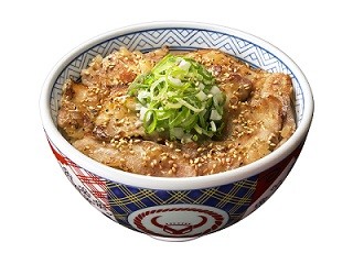 福田萌さんもお気に入り! 吉野家、夏限定「焼味 ねぎ塩豚丼」発売