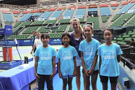 トップ選手が目前に 国際女子プロテニス大会小学生ボールパーソン募集 マイナビニュース