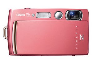 富士フイルム、撮影した写真をスマホに一括送信できる「FinePix Z1100EXR」