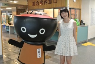 朝ドラヒロインの能年玲奈、初の岩手に「石川啄木と同じ気持ちで感動」