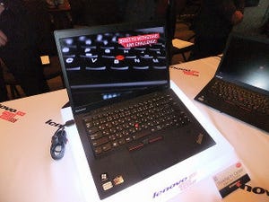 レノボ、14型HD+液晶で最薄8mm重量1.36kgのUltrabook「ThinkPad X1 Carbon」