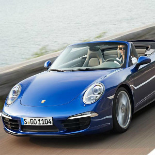 ポルシェ、4WDシステム搭載の新型「911カレラ4」「911カレラ4S」予約開始!