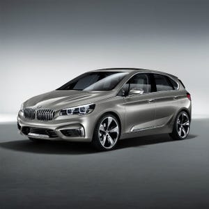 BMW、パリ・オートサロンでコンセプトカー「Concept Active Tourer」発表!