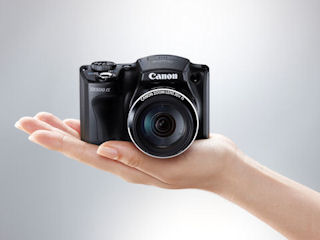 キヤノン、手のひらサイズで30倍ズームやWi-Fi対応「PowerShot キヤノン、手のひらサイズで30倍ズームやWi-Fi対応「PowerShot