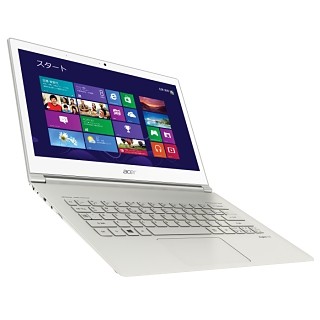 日本エイサー、世界最薄11.9mmとWin8マルチタッチ対応の13.3型Ultrabook