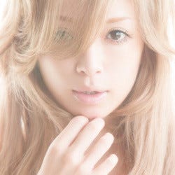 浜崎あゆみの恋人 自身のブログで 真剣にお付き合いを と交際宣言 マイナビニュース
