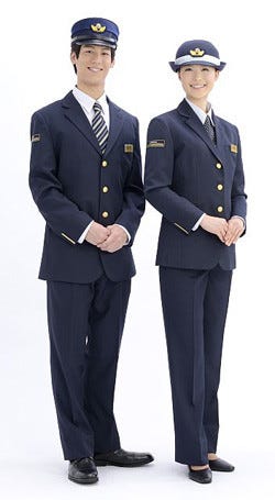 京阪電車の制服が12 1リニューアル 京阪線 大津線でデザインも統一 マイナビニュース