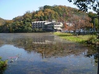 タクシーも避ける!?　京都府にある「深泥池」は有名な心霊スポット