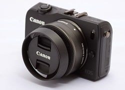 自腹でEOS M - 第2回 これがないと落ち着かない!? レンズフード