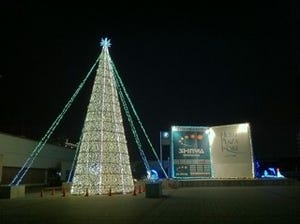 神出鬼没の巨大ツリーが、今年は兵庫県神戸市・六甲アイランドに現る!