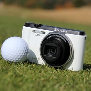 プロゴルファーも愛用するカシオのデジタルカメラ「EXILIMゴルフモデル」- 高山忠洋プロと片岡大育プロのデモを見てきた