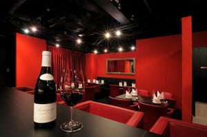 東京都港区北青山に、本格的ワインバー「北青山ワインガーデン」がオープン