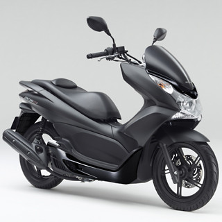 ホンダ、軽二輪スクーター「PCX150」に新色を追加して発売