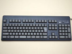 60日間使い倒し! 東プレのタイプライター風キーボード「REALFORCE108UG