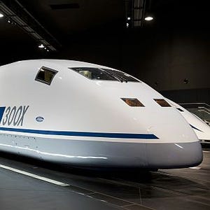 愛知県名古屋市「リニア・鉄道館」で955形式新幹線試験電車(300X)特別公開
