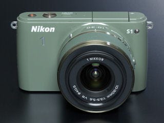 高速連写が楽しい! 今いちばん簡単なミラーレスカメラ「Nikon 1 S1