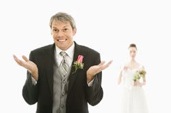 男性が見た微妙な結婚式 下品な余興 スピーチが自慢 ゲスト泥酔 マイナビニュース