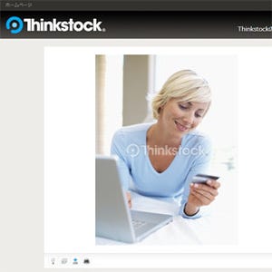 "オンラインショッピングをする女性"の無料素材を公開 -Thinkstock