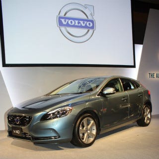 ボルボ 新型 V40 セールス絶好調 発売1週間で1 000台を受注 マイナビニュース