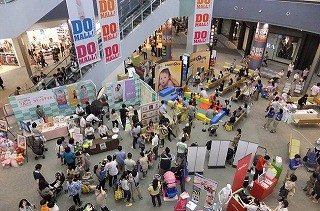 福岡県で第1回、トイザらス×スタジオアリスでママとベビーのイベント開催!