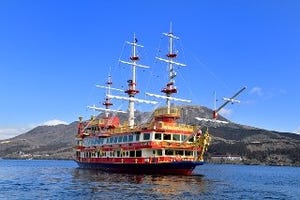 神奈川県箱根芦ノ湖に、フランス艦隊旗艦をモデルにした新型海賊船が就航!