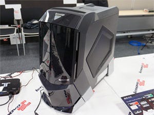 レノボ・ジャパン、"バイオ6"推奨「Erazer X700」でゲーミングPC市場に参入