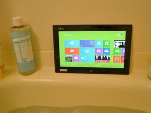 お風呂タブレットの是非をユニットバスで考える - 富士通「ARROWS Tab Wi-Fi QH55/J」