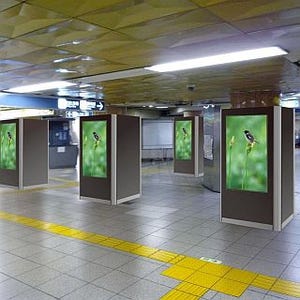 東京メトロ、大型液晶のデジタルサイネージ広告を銀座駅など4駅に導入