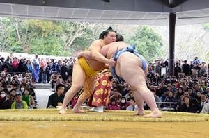 三重県で、天照大御神の神宮に相撲を奉納する「神宮奉納大相撲」開催