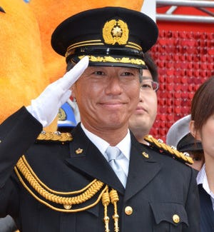 柳葉敏郎、湾岸警察署1日署長に就任「交通安全をしっかり守って｣と呼びかけ