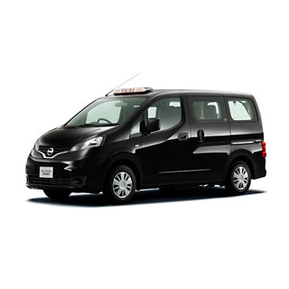 日産、「NV200バネットタクシー」を一部仕様変更してLPG化対応を実現